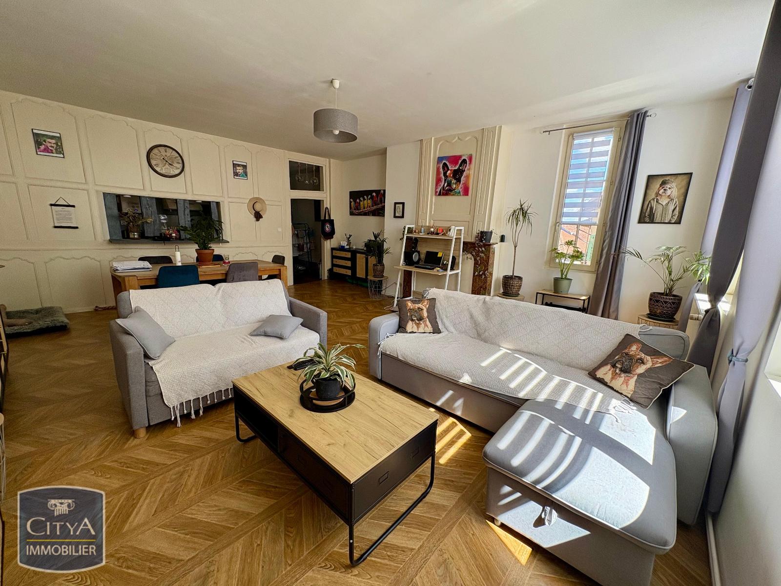 Appartement 3 pièces 85 m² · à St Leonard de Noblat · 85 m² · 590 €/mois