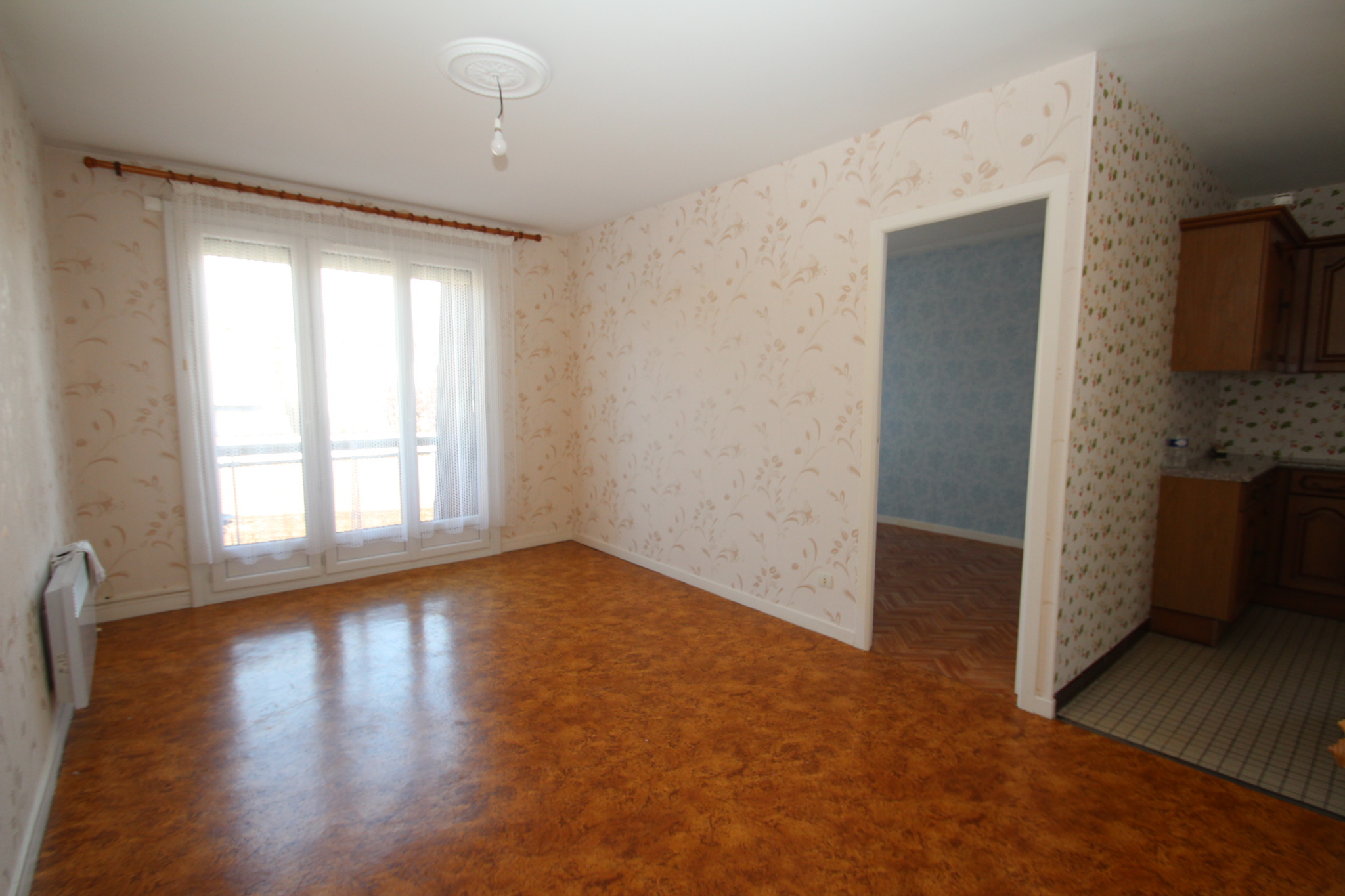 Appartement – Decize, Faubourg d'Allier, Nièvre - Vue 4