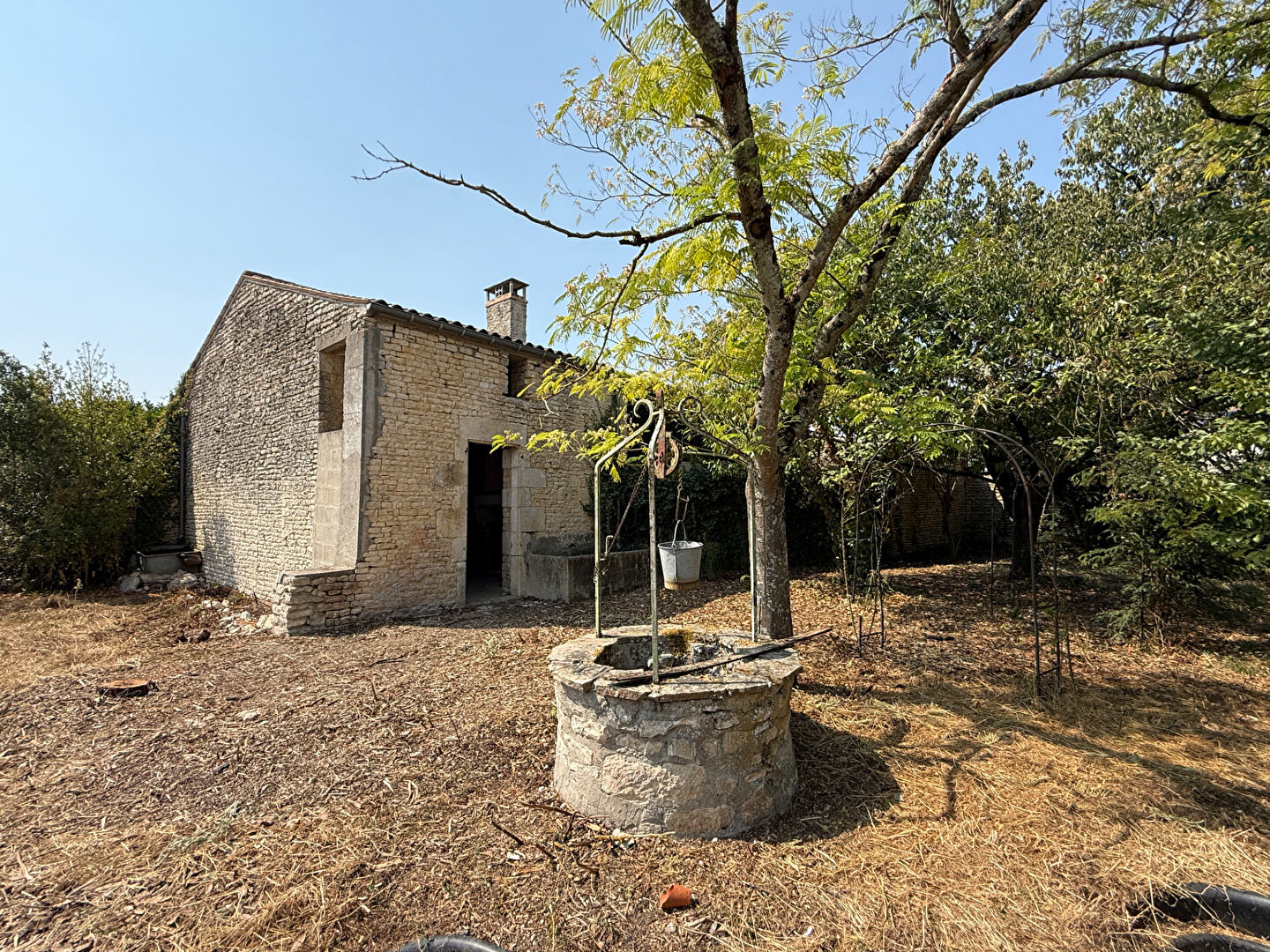 Maison 6 pièces 181 m² · à Ferrieres · 181 m² · 270 000 €