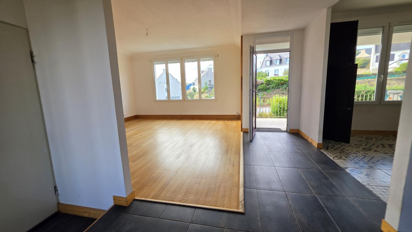 Maison 11 pièces 203 m² · à Camaret sur Mer · 203 m² · 292 600 €