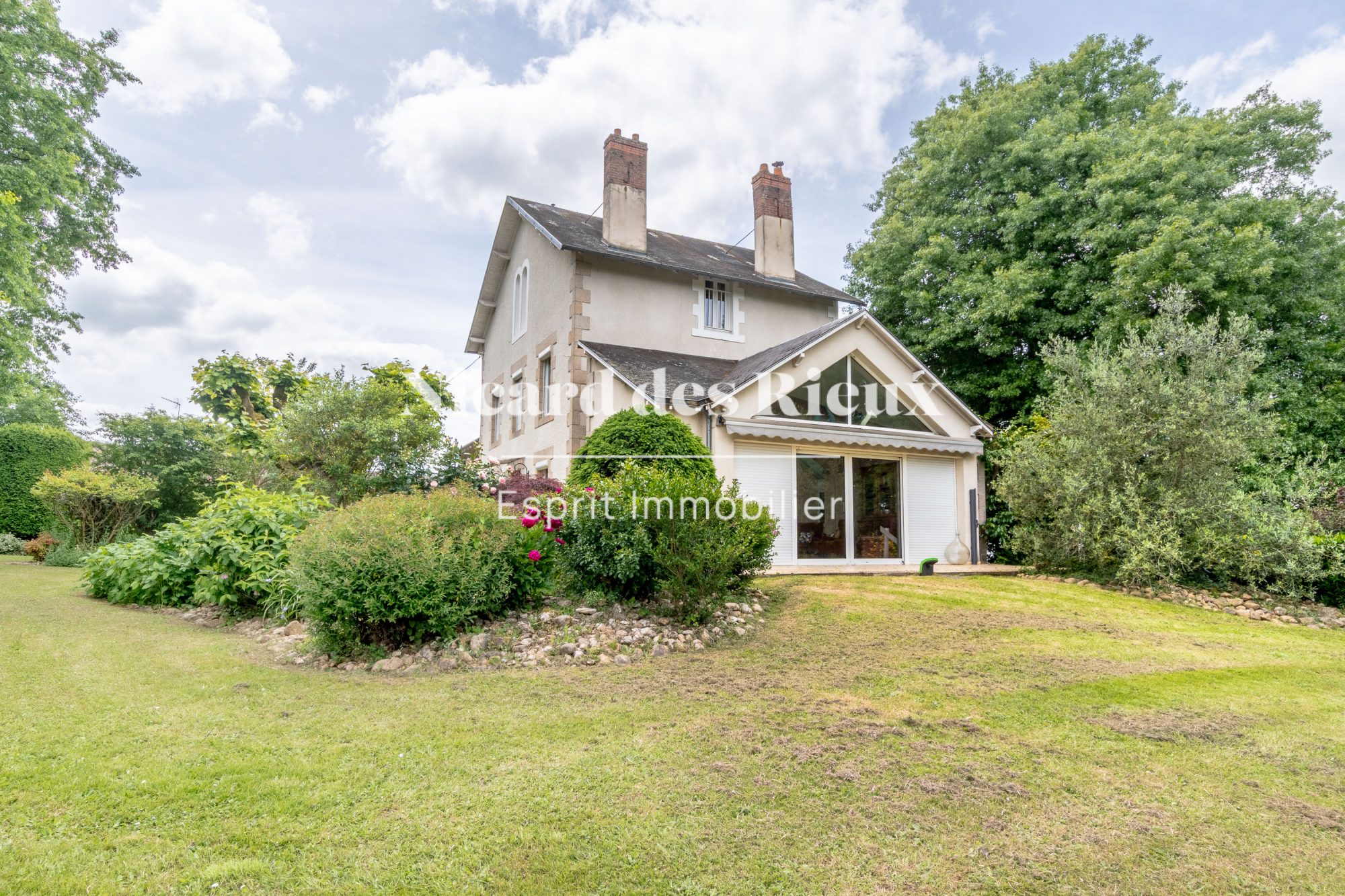 Maison 9 pièces 280 m² · à Aixe sur Vienne · 280 m² · 480 000 €