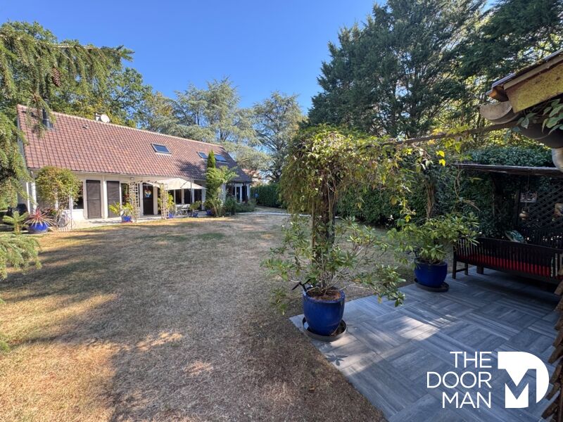 Maison 7 pièces 135 m² · à Les Breviaires · 135 m² · 429 500 €