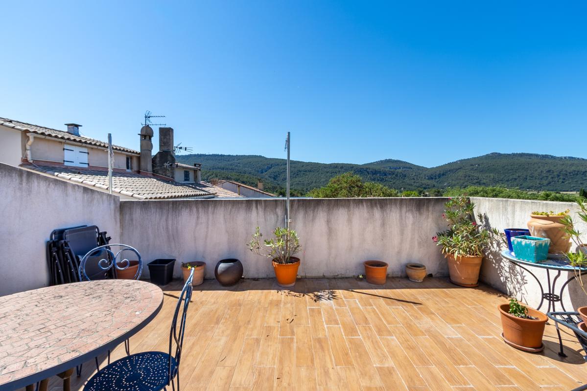 Maison 4 pièces 115 m² · à Cuges les Pins · 115 m² · 299 000 €
