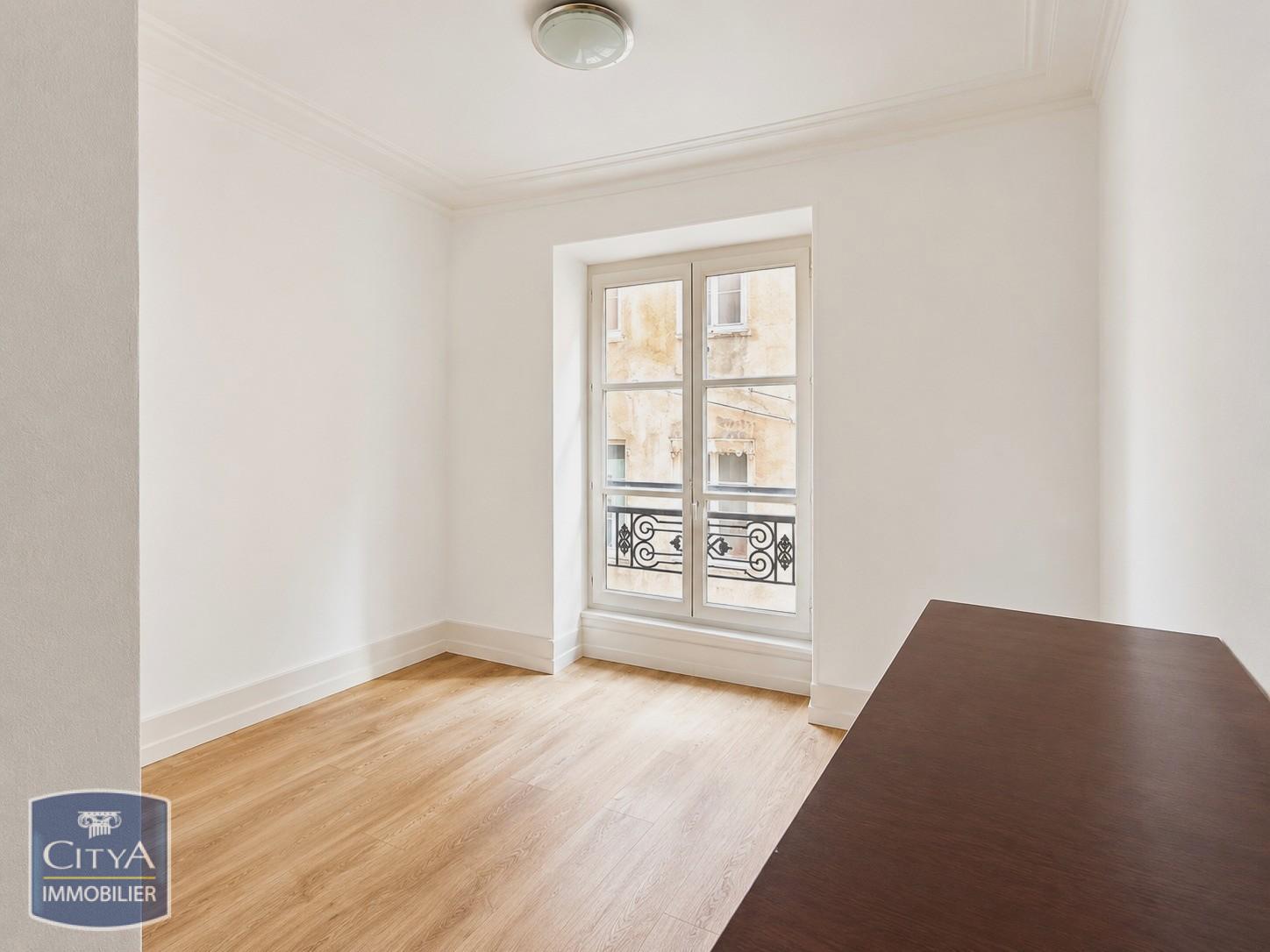 Appartement – MACON SAONE-ET-LOIRE BOURGOGNE-FRANCHE-COMTÉ - Vue 5