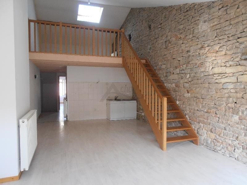 Appartement 3 pièces 119 m² · à Pont de Vaux · 119 m² · 630 €/mois