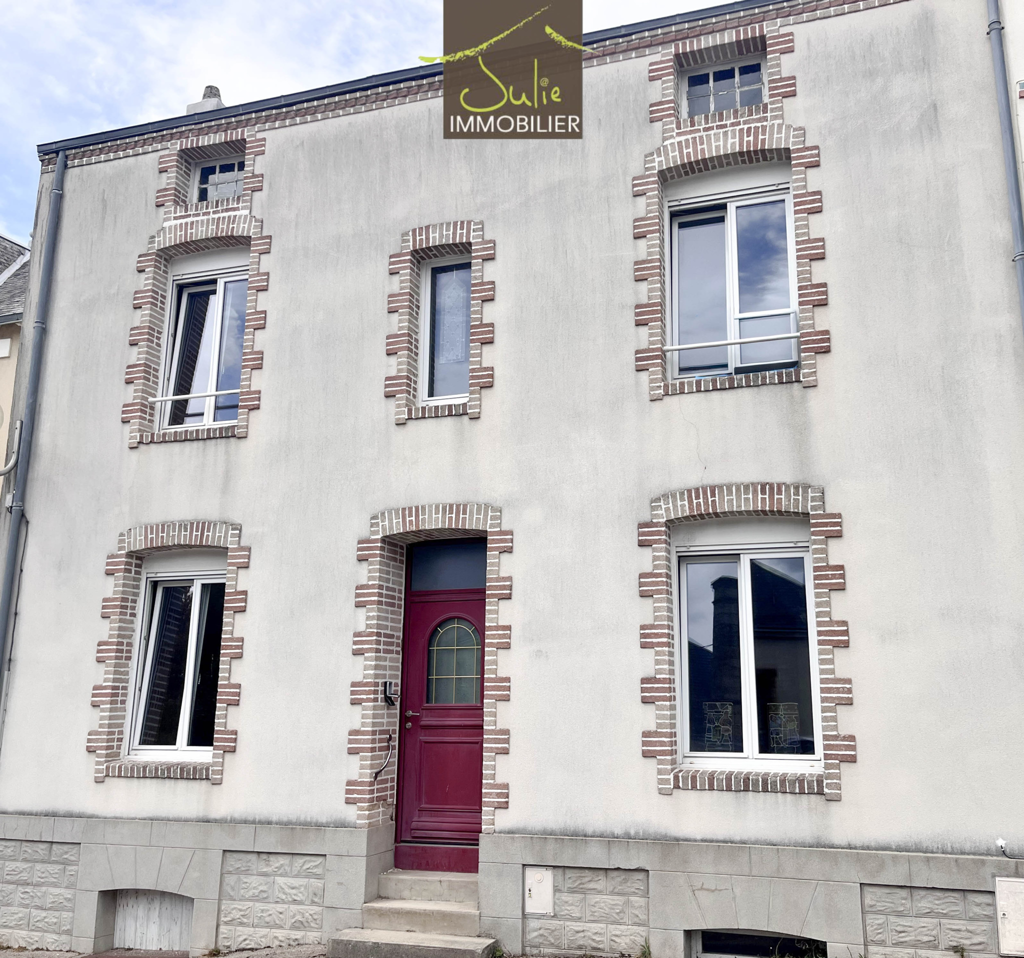 Maison 5 pièces 101 m² · à Bressuire · 101 m² · 142 000 €