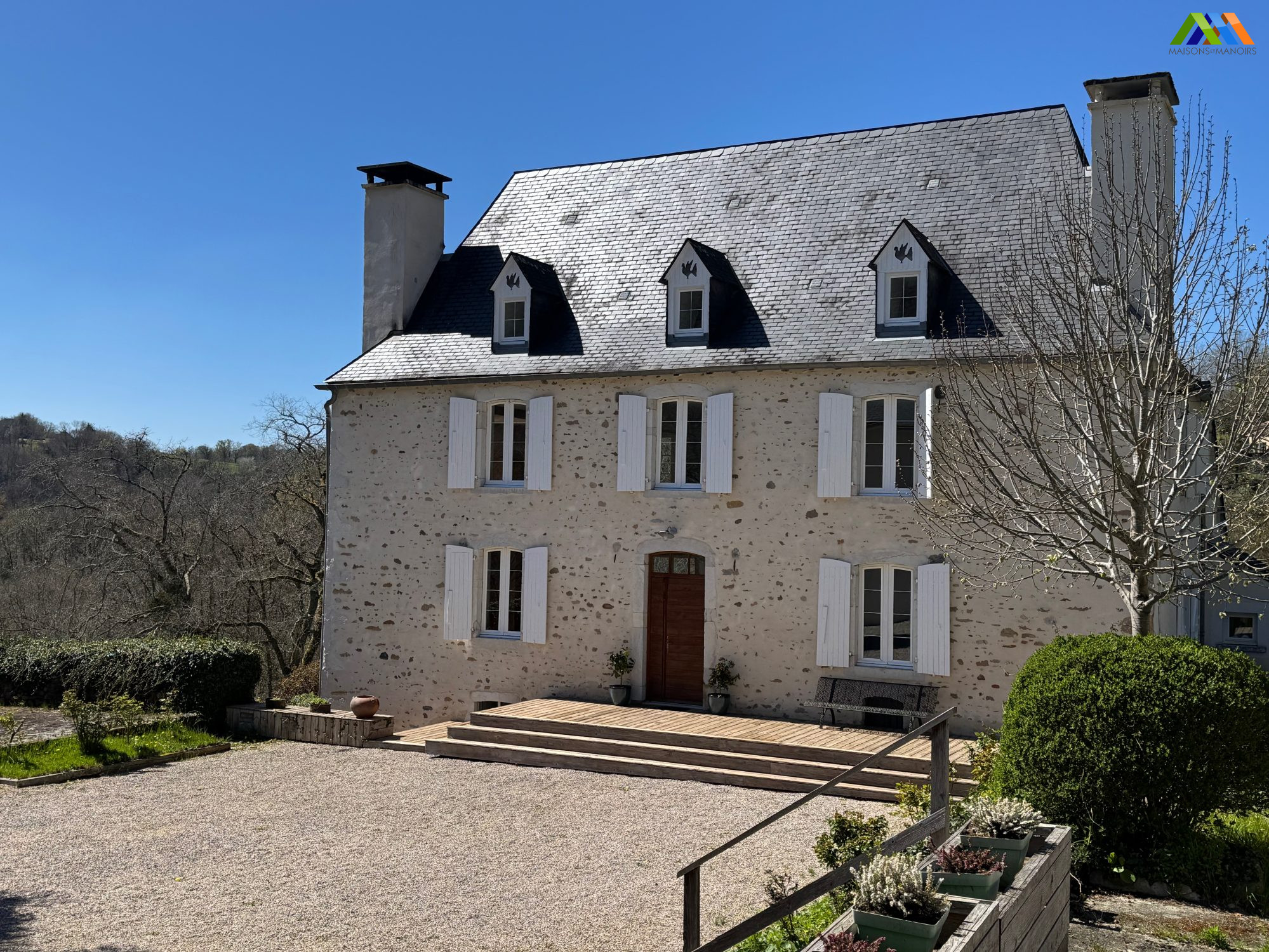 Maison 10 pièces 445 m² · à Pau · 445 m² · 979 000 €