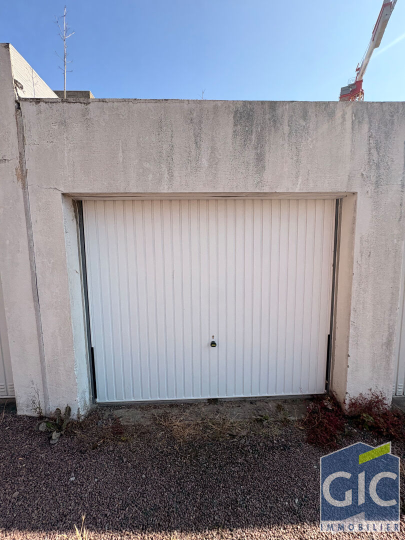 Parking · à Caen · 75 €/mois