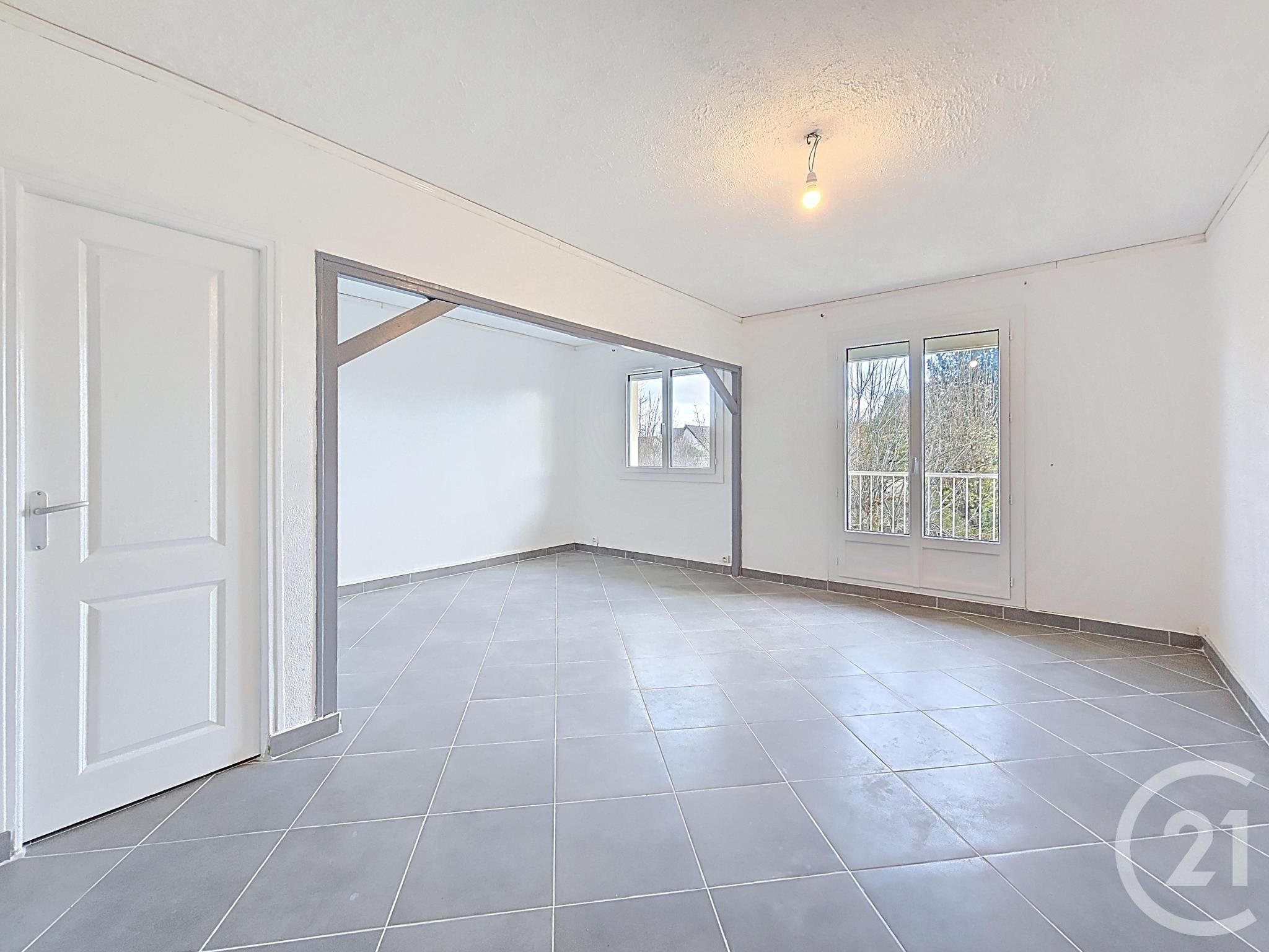 Appartement 4 pièces 63 m² · à La Chapelle St Luc · 63 m² · 775 €/mois