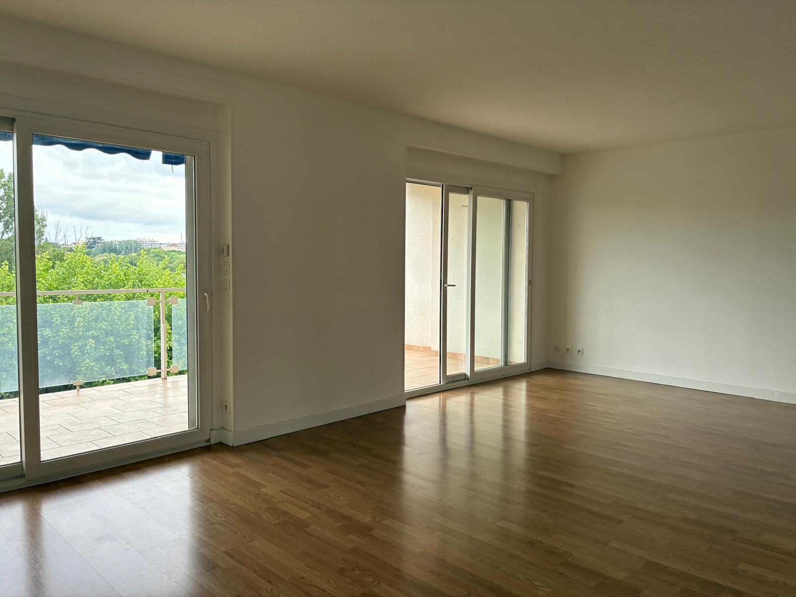 Appartement – Guilherand-Granges, Zone d'activités des Savines, Les Fourniers - Vue 3