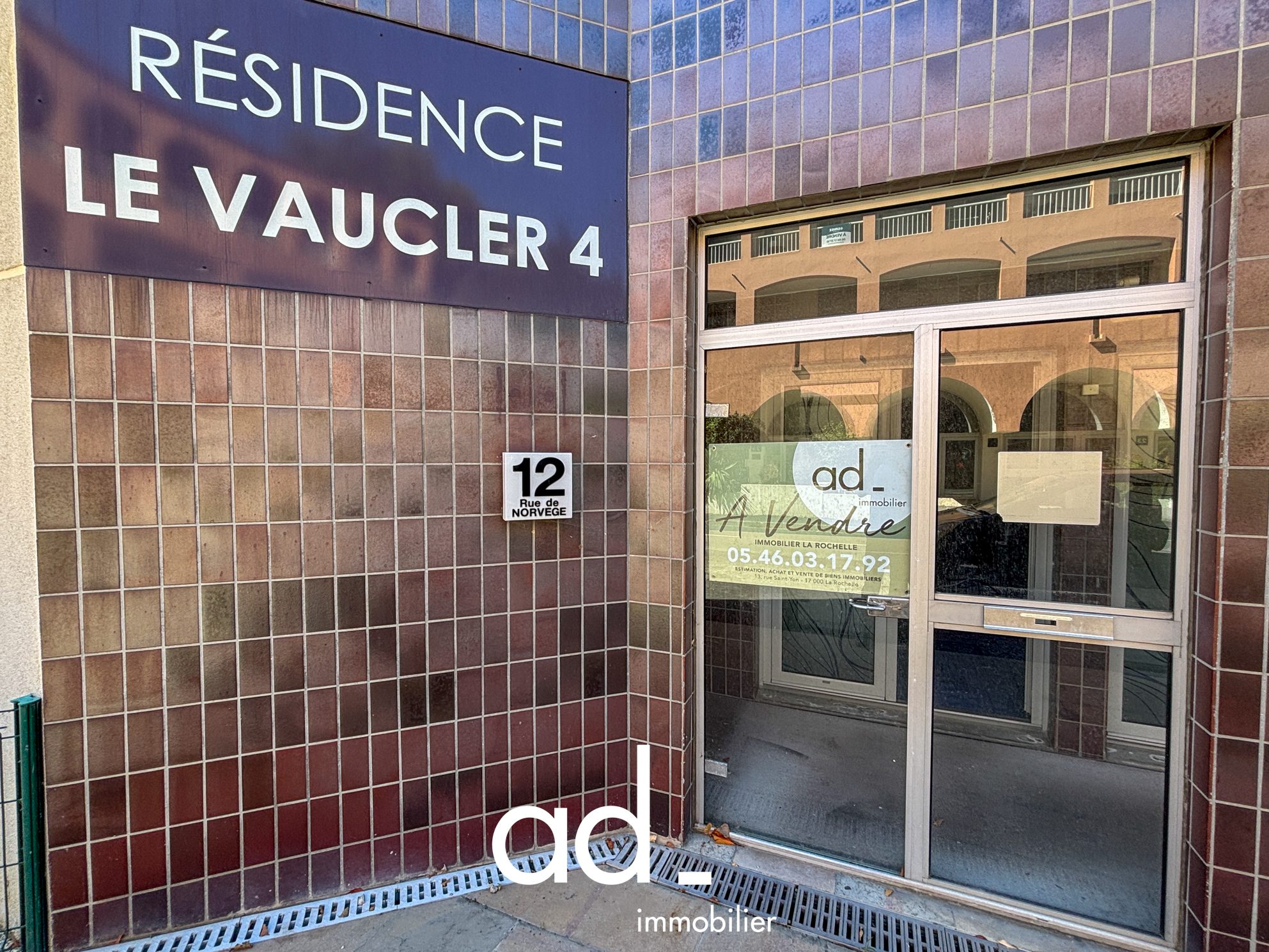 Local commercial 131 m² · à La Rochelle · 131 m² · 367 500 €