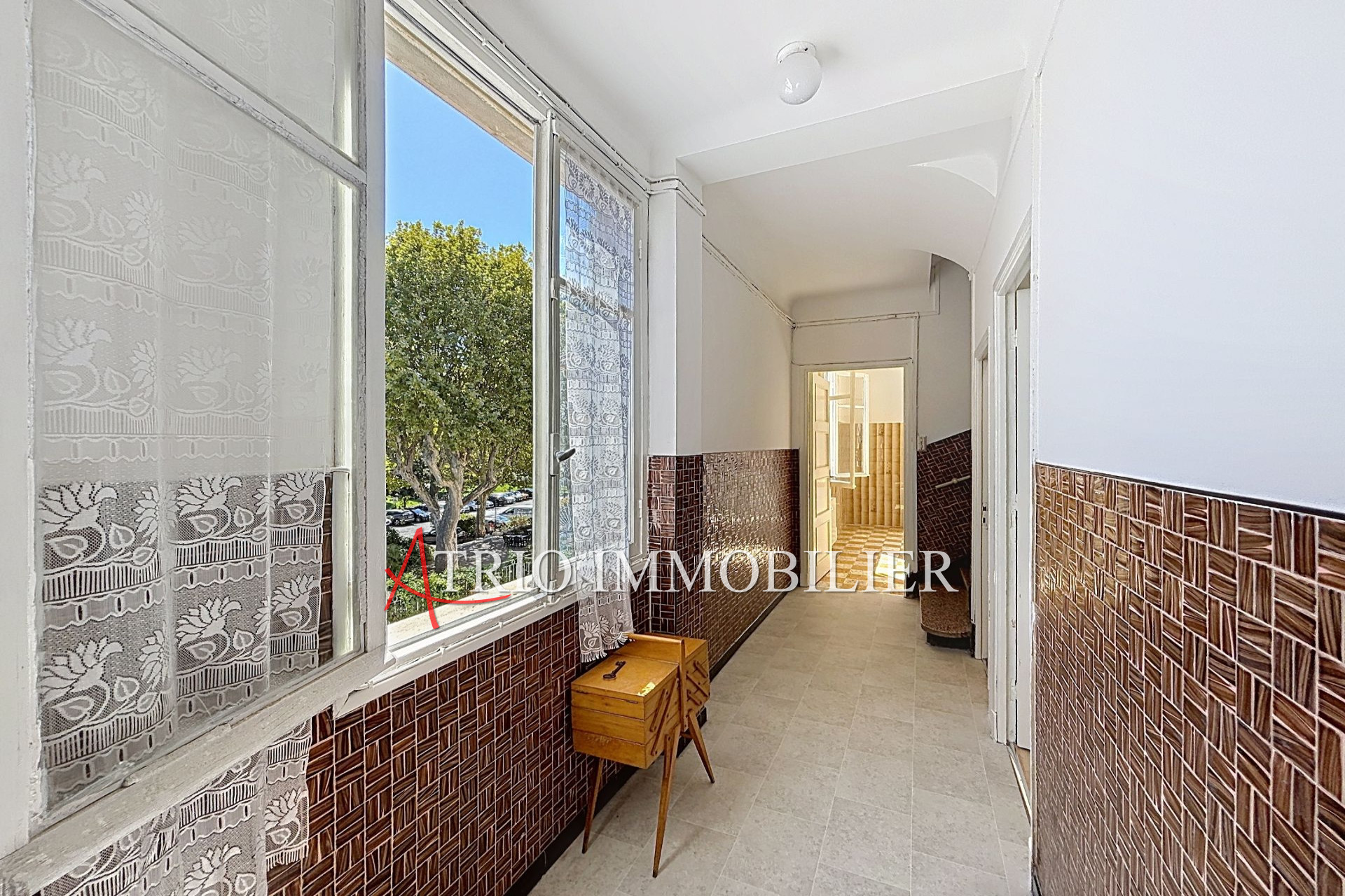 Maison – ST LAURENT DU VAR ALPES-MARITIMES PROVENCE-ALPES-COTE-D-AZUR - Vue 5