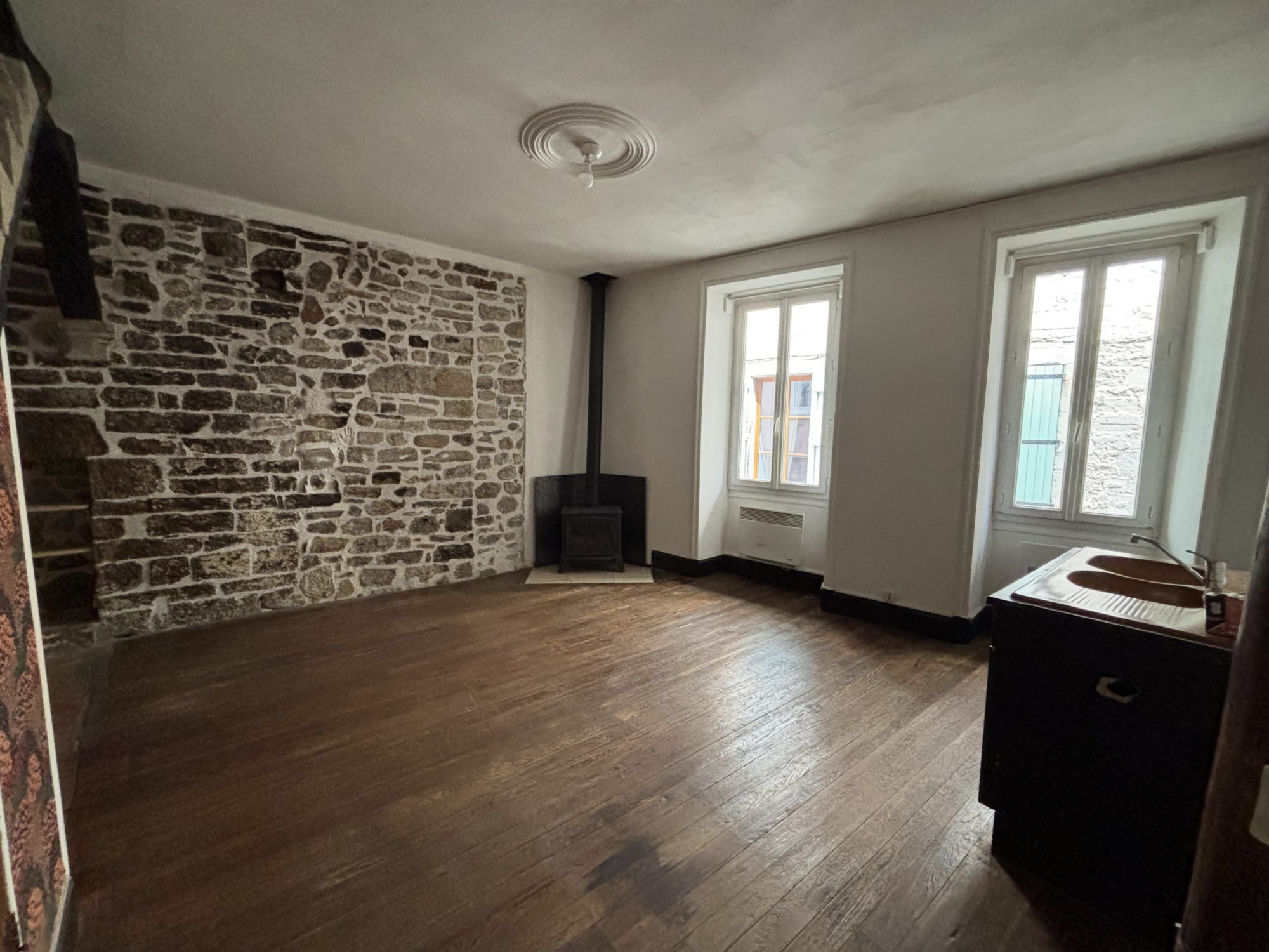 Achat Immeuble 100m² LES VANS 07140 - Vue 2