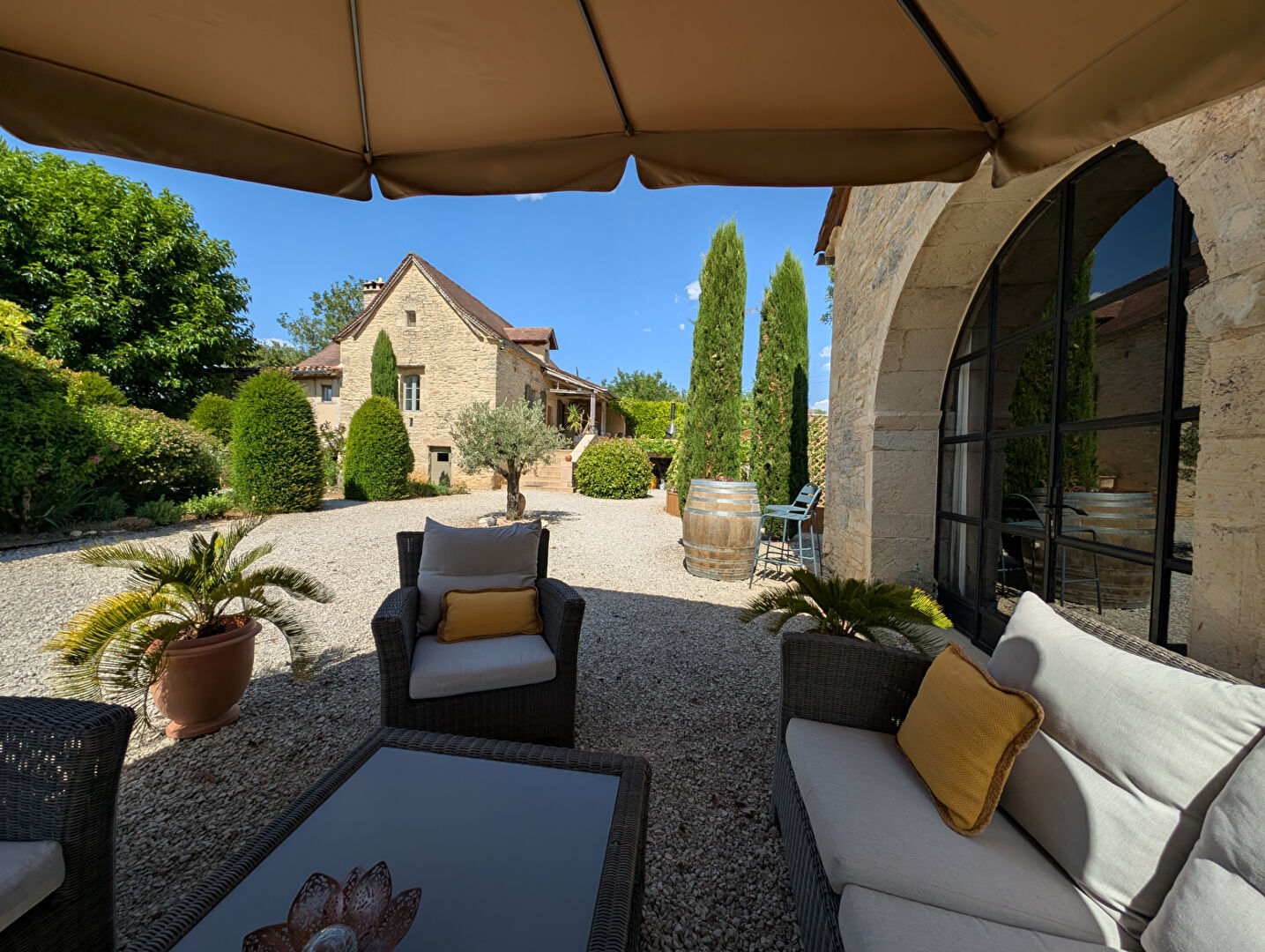 Maison 12 pièces 400 m² · à Caylus · 400 m² · 1 449 000 €