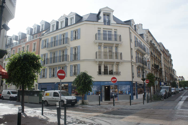Appartement – LA GARENNE COLOMBES HAUTS-DE-SEINE ILE-DE-FRANCE - Vue 4
