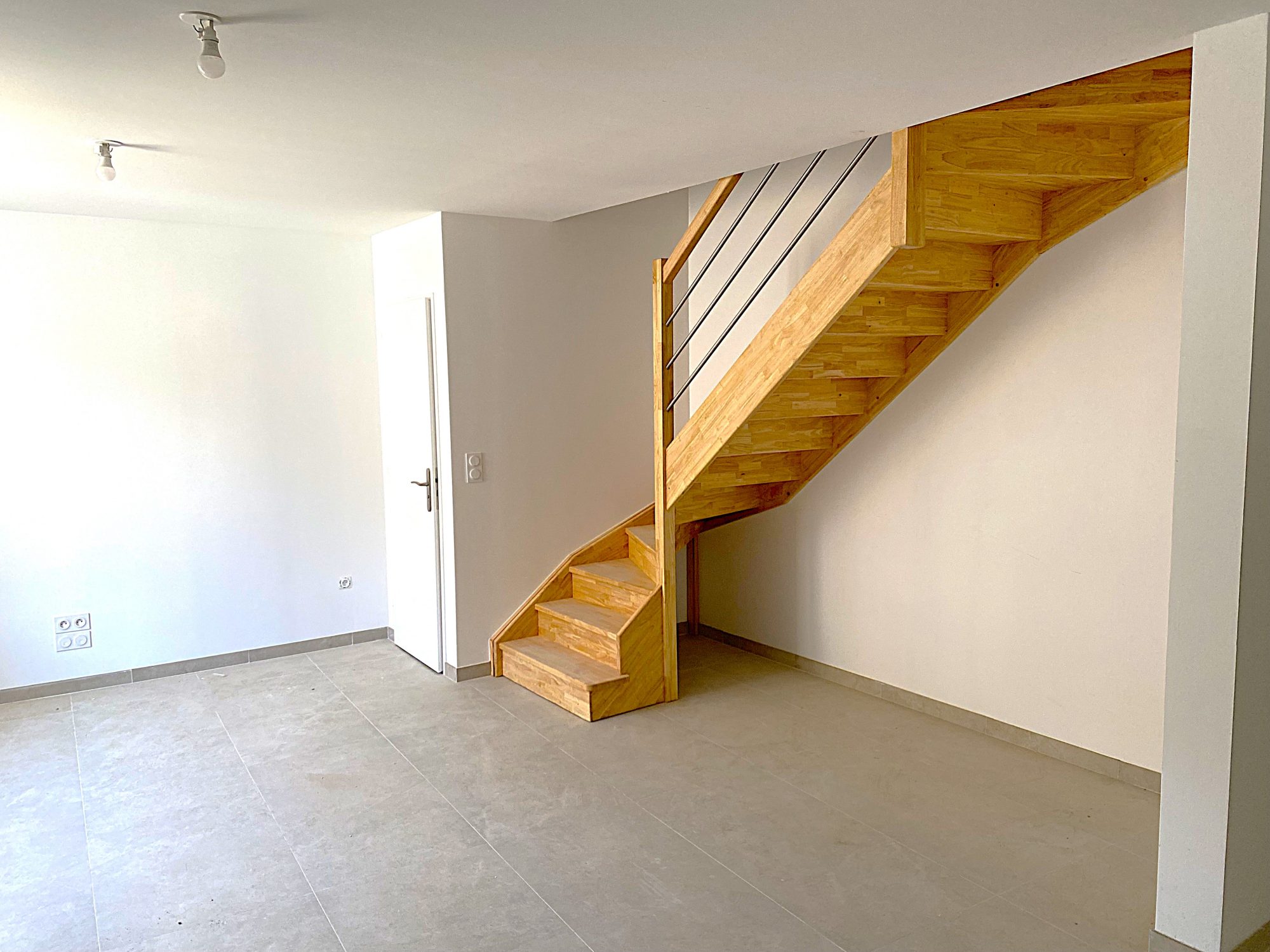 Appartement – MONTMERLE SUR SAONE AIN AUVERGNE-RHÔNE-ALPES - Vue 4