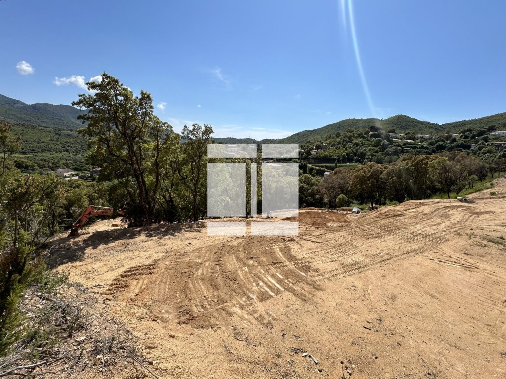 Achat Terrain 900m² TAVACO 20167 - Vue 4