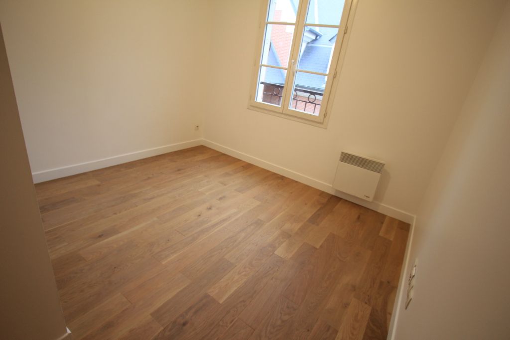 Appartement 2 pièces 44m² LE PLESSIS ROBINSON 92350 photo 3