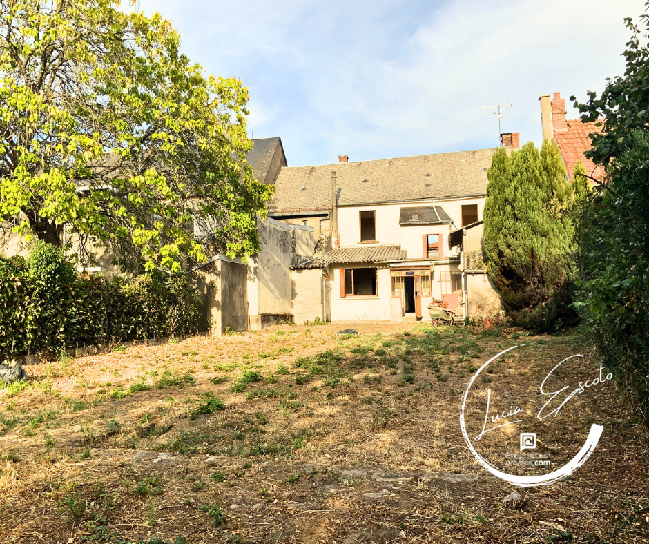 Maison – Préveranges, Près du Bourg
