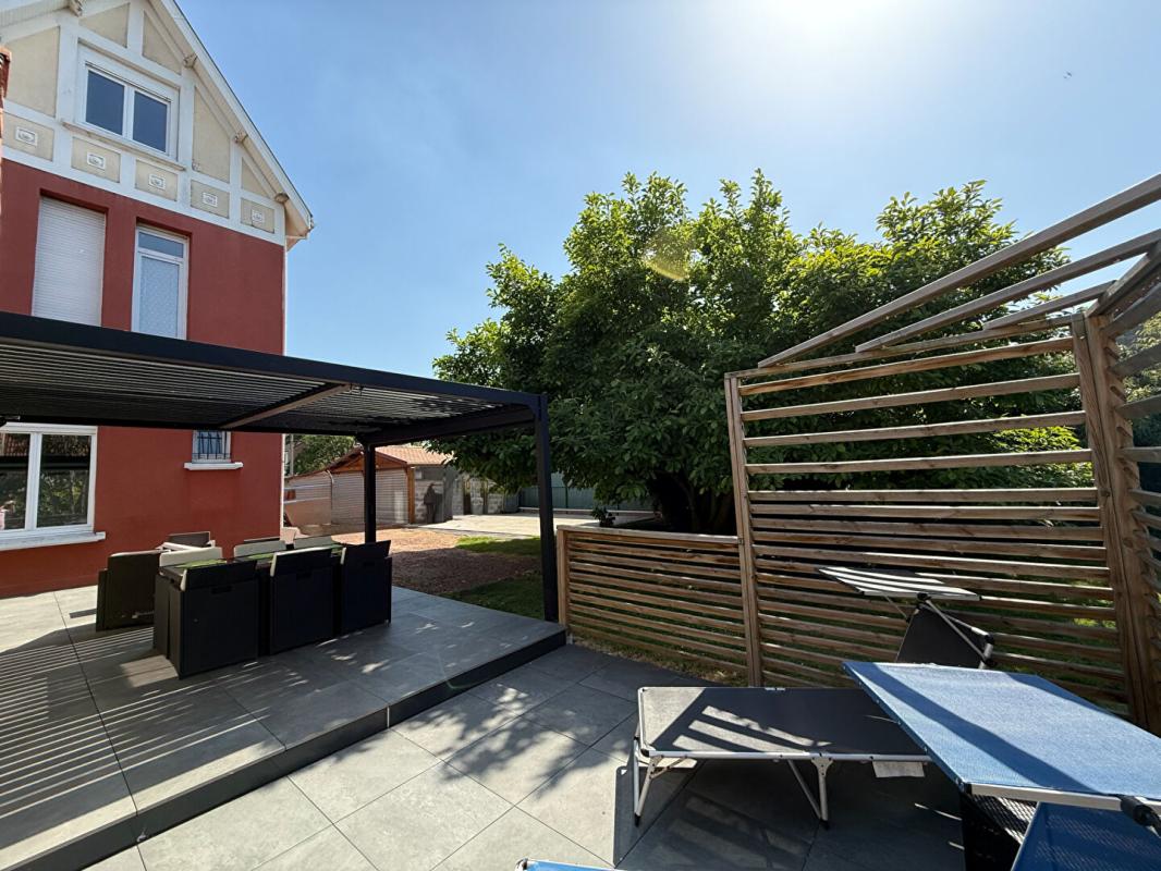 Maison 12 pièces 245 m² · à Lievin · 245 m² · 345 000 €