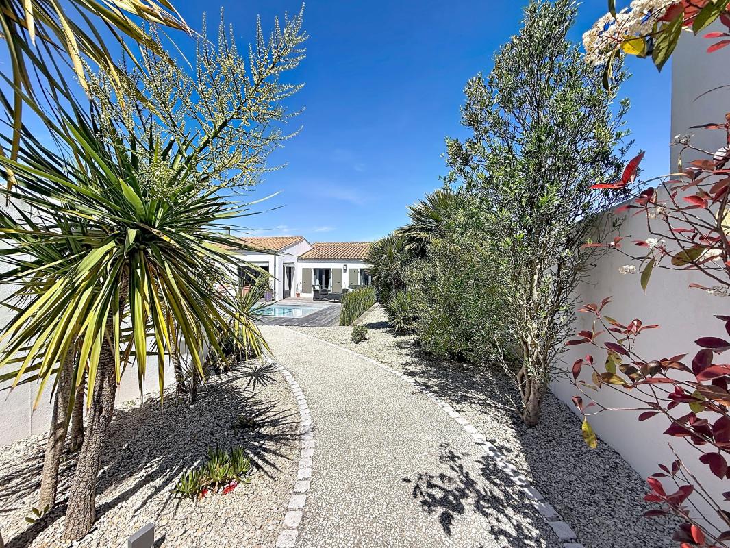 Maison 5 pièces 167 m² · à La Flotte · 167 m² · 1 450 000 €