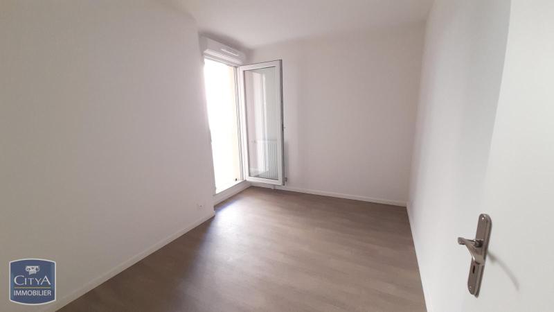 Appartement 3 pièces 58m² MELUN 77000 photo 3