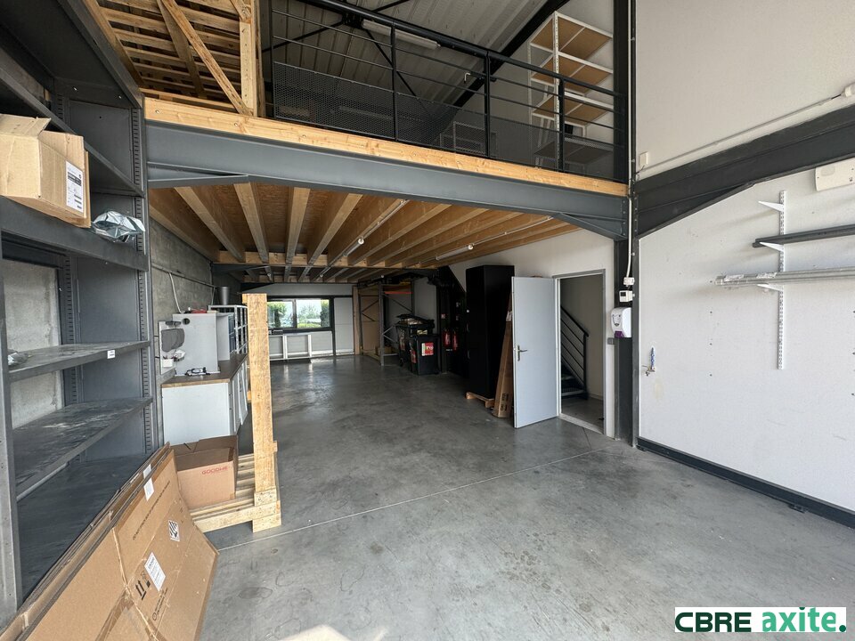 Local commercial 251 m² · à Voiron · 251 m² · 2 124 €/mois