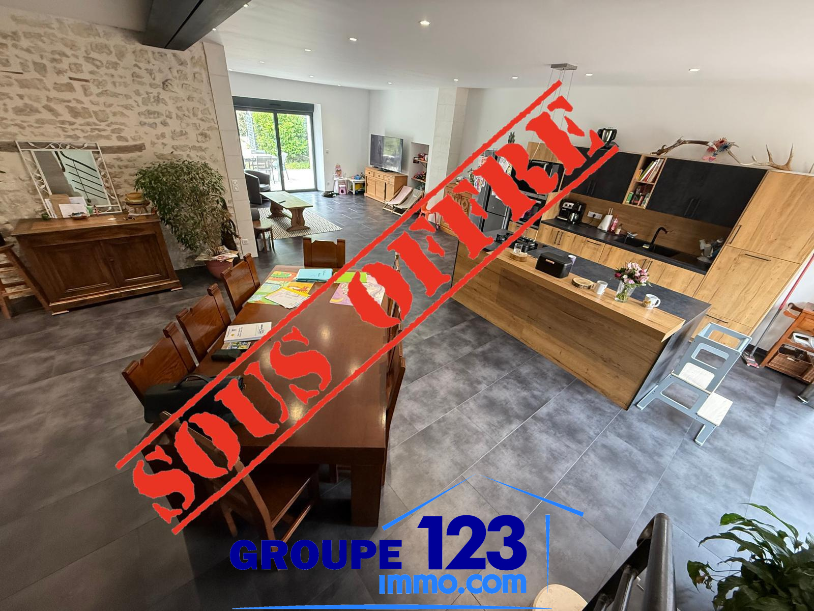 Maison 6 pièces 227 m² · à Vallan · 227 m² · 325 000 €