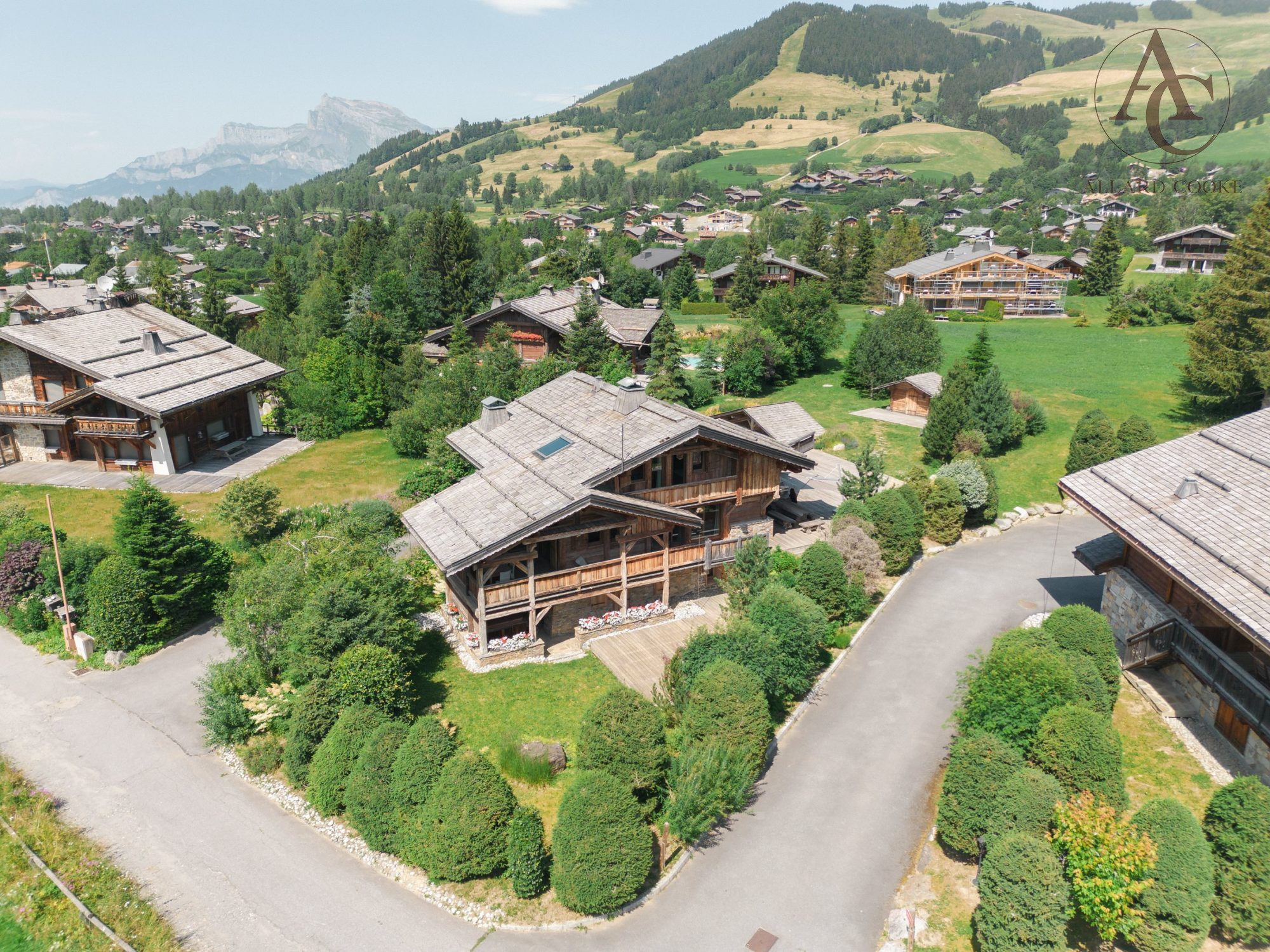 Maison 10 pièces 391 m² · à Megeve · 391 m² · 5 950 000 €