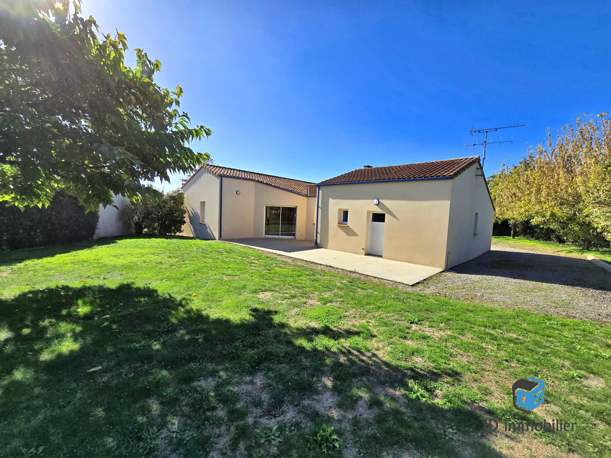 Maison 4 pièces 100 m² · à Montreverd · 100 m² · 249 500 €
