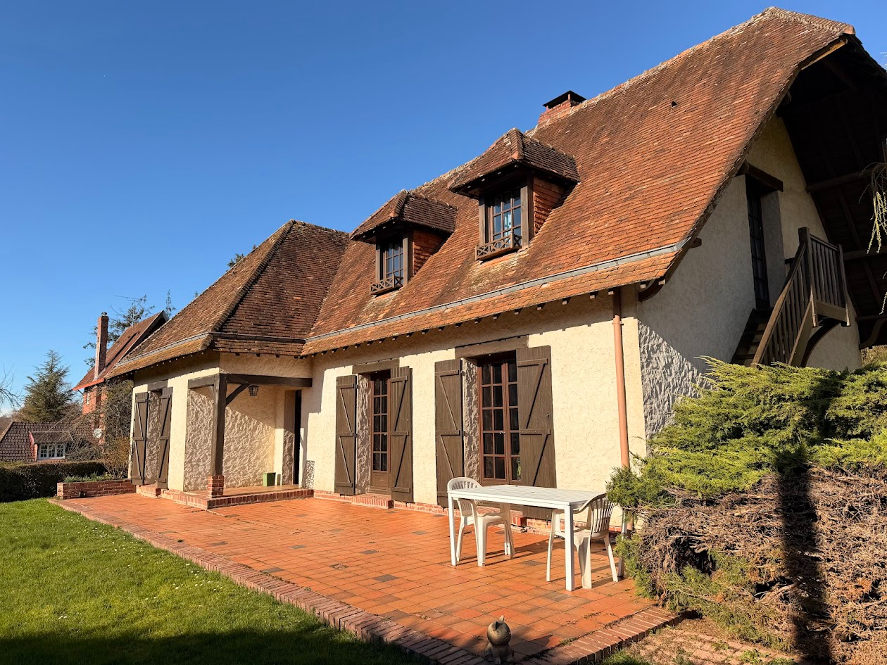 Maison 6 pièces 140 m² · à Blainville Crevon · 140 m² · 230 000 €
