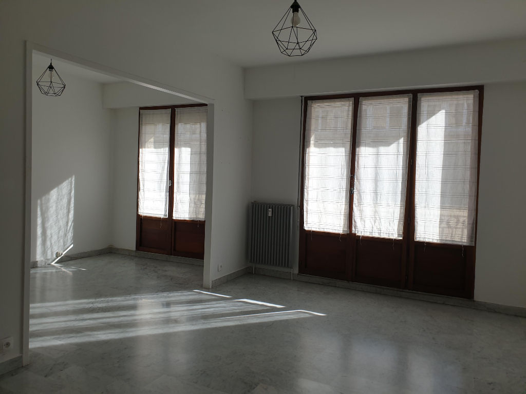 Appartement – NIMES GARD OCCITANIE - Vue 5