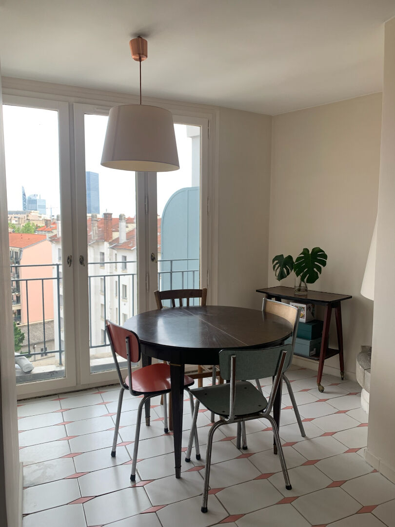 Appartement – LYON 07 RHONE AUVERGNE-RHÔNE-ALPES - Vue 5
