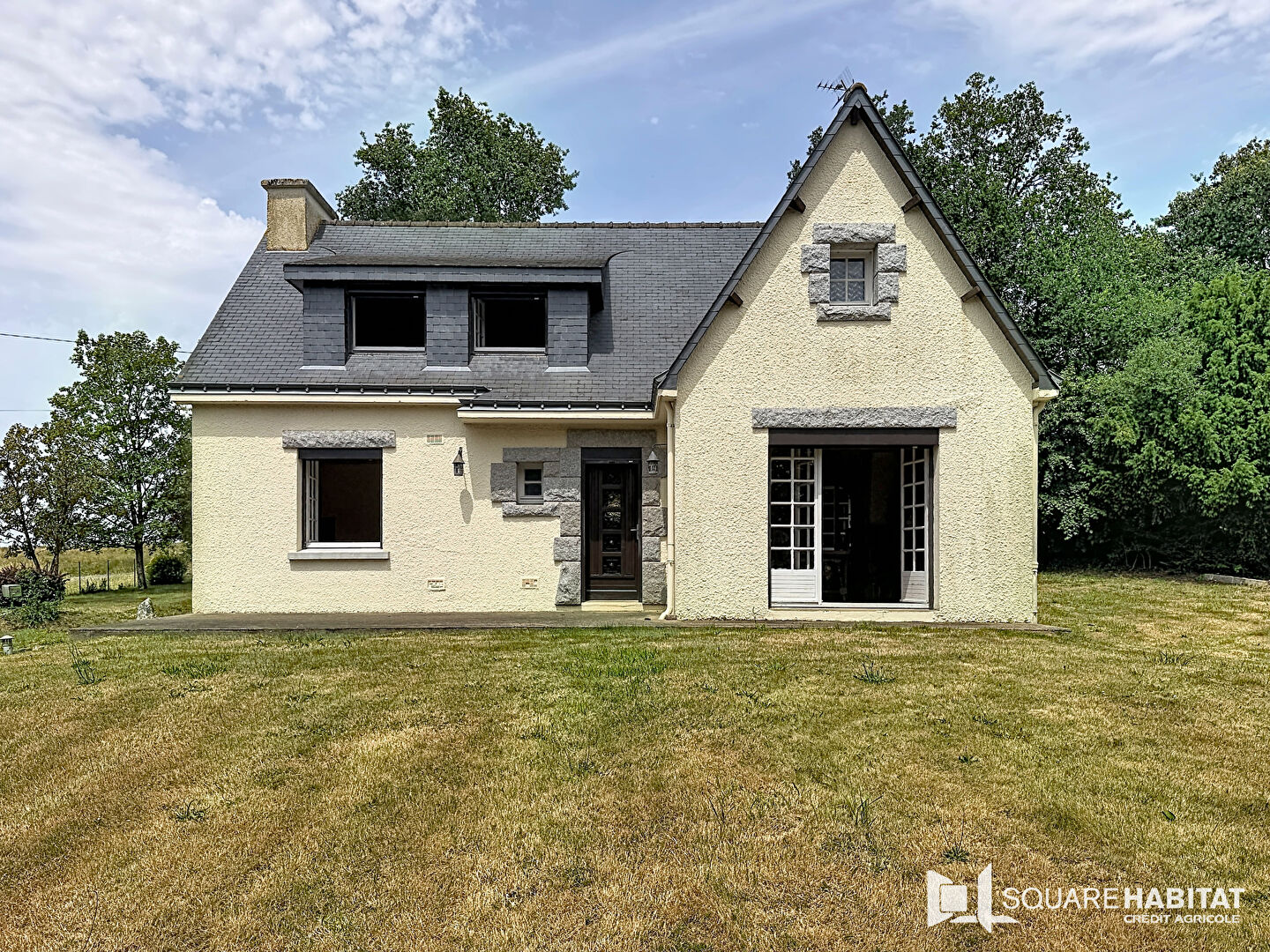 Maison 6 pièces 110 m² · à Loyat · 110 m² · 160 000 €
