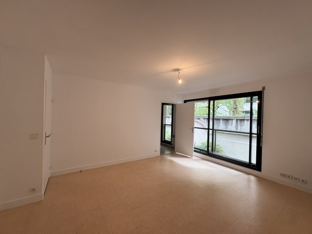 Appartement 2 pièces 46m² PARIS 18ème