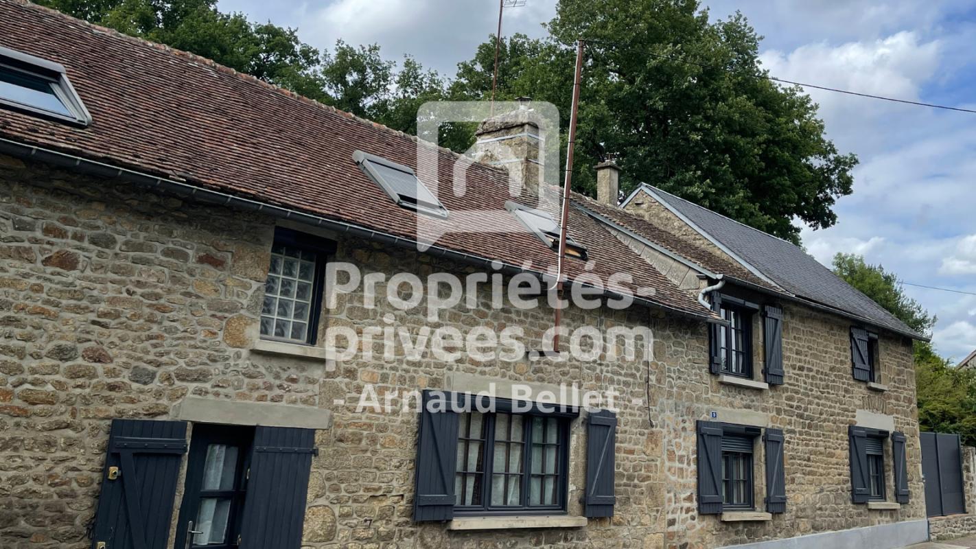 Maison 5 pièces 139 m² · à St Pierre des Nids · 139 m² · 152 290 €