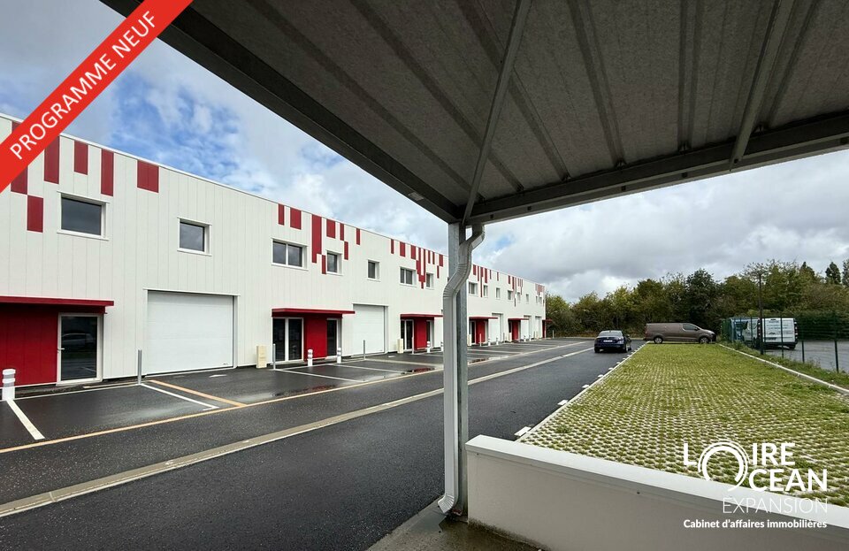 Local commercial 600 m² · à Nantes · 600 m² · 1 081 200 €
