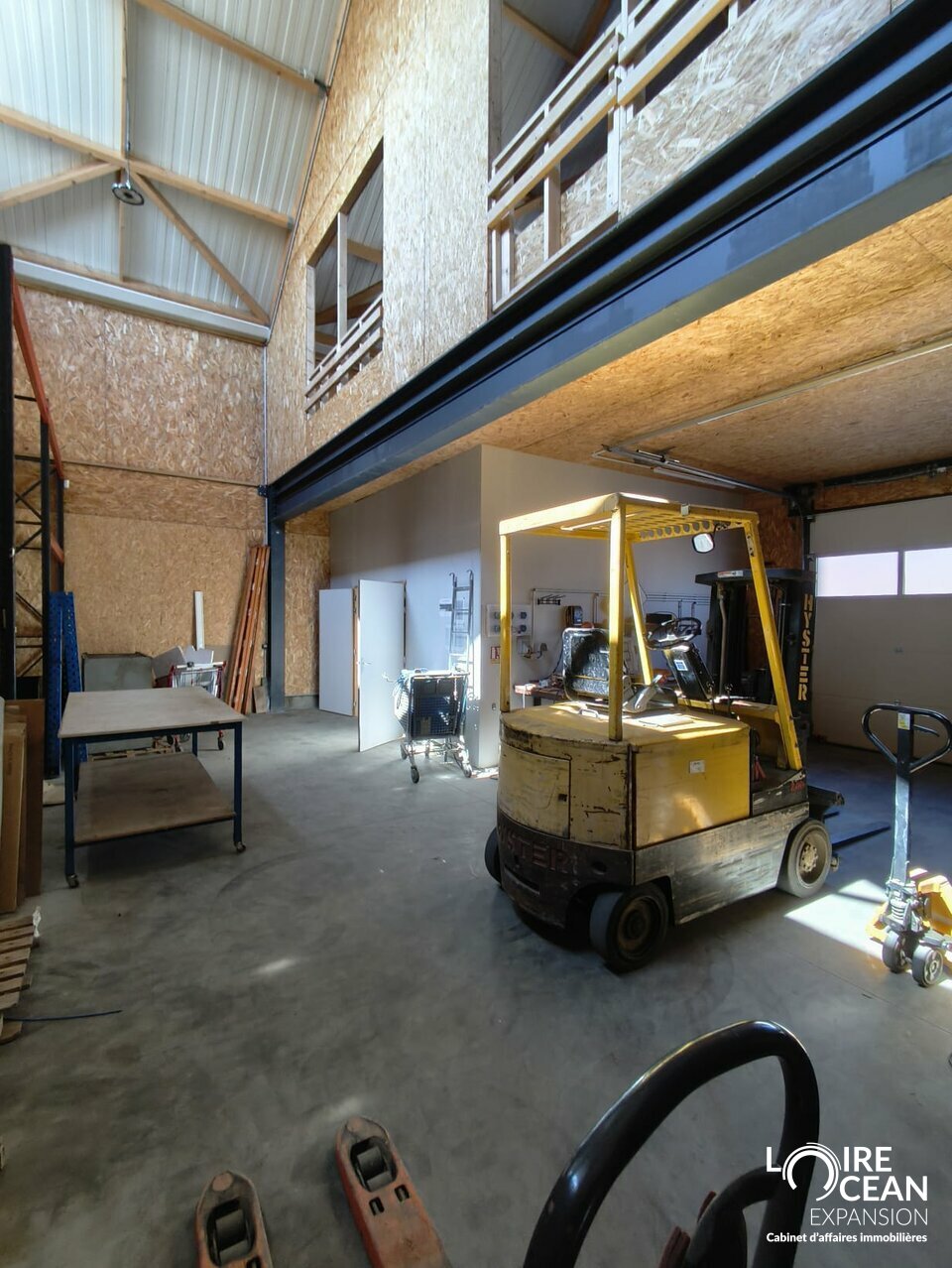 Local commercial 360 m² · à St Herblain · 360 m² · 2 817 €/mois