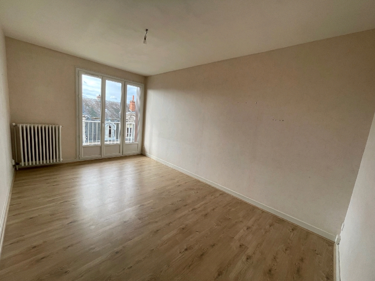 Appartement – MOULINS ALLIER AUVERGNE-RHÔNE-ALPES - Vue 2