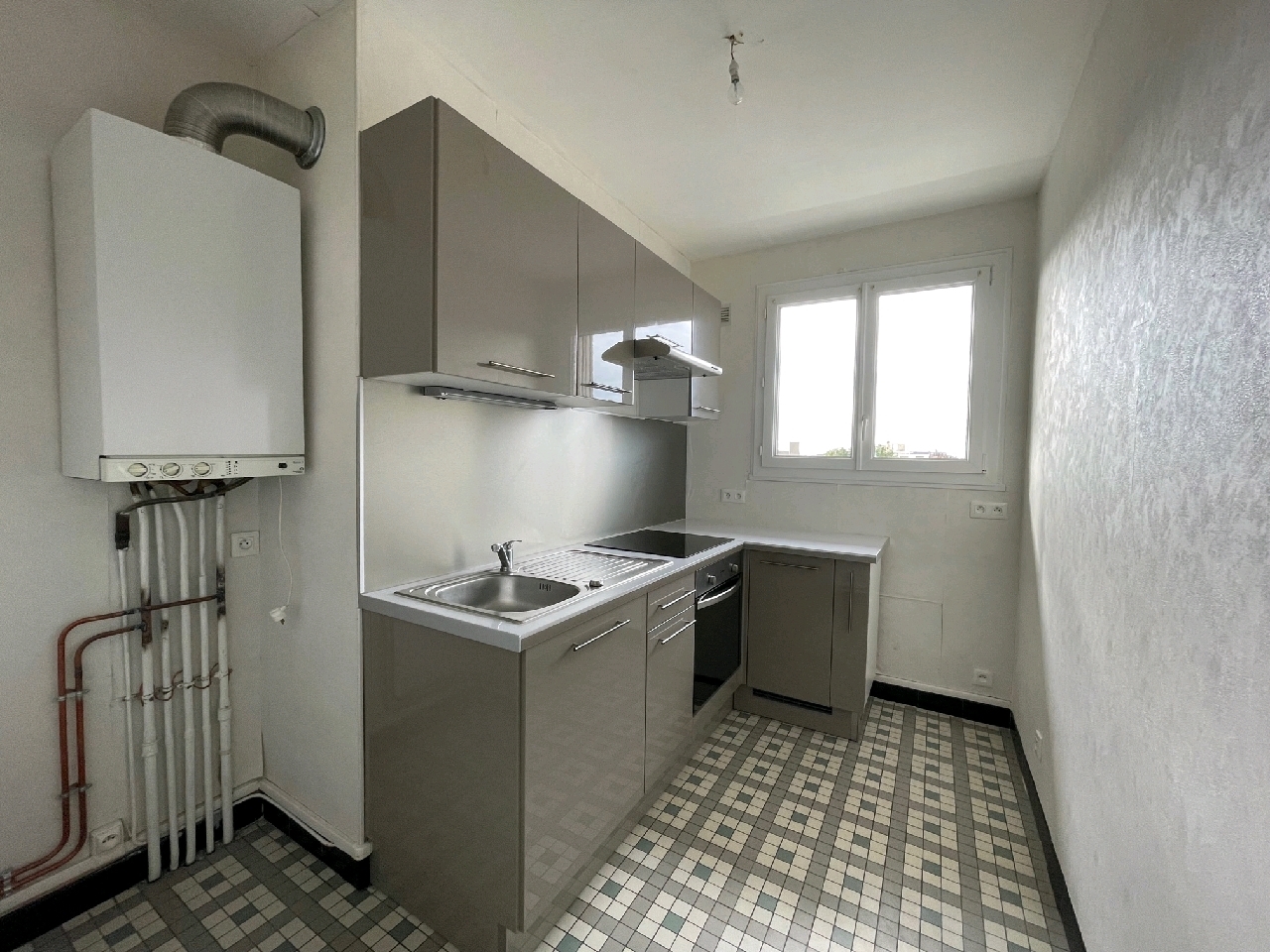 Appartement – MOULINS ALLIER AUVERGNE-RHÔNE-ALPES - Vue 4