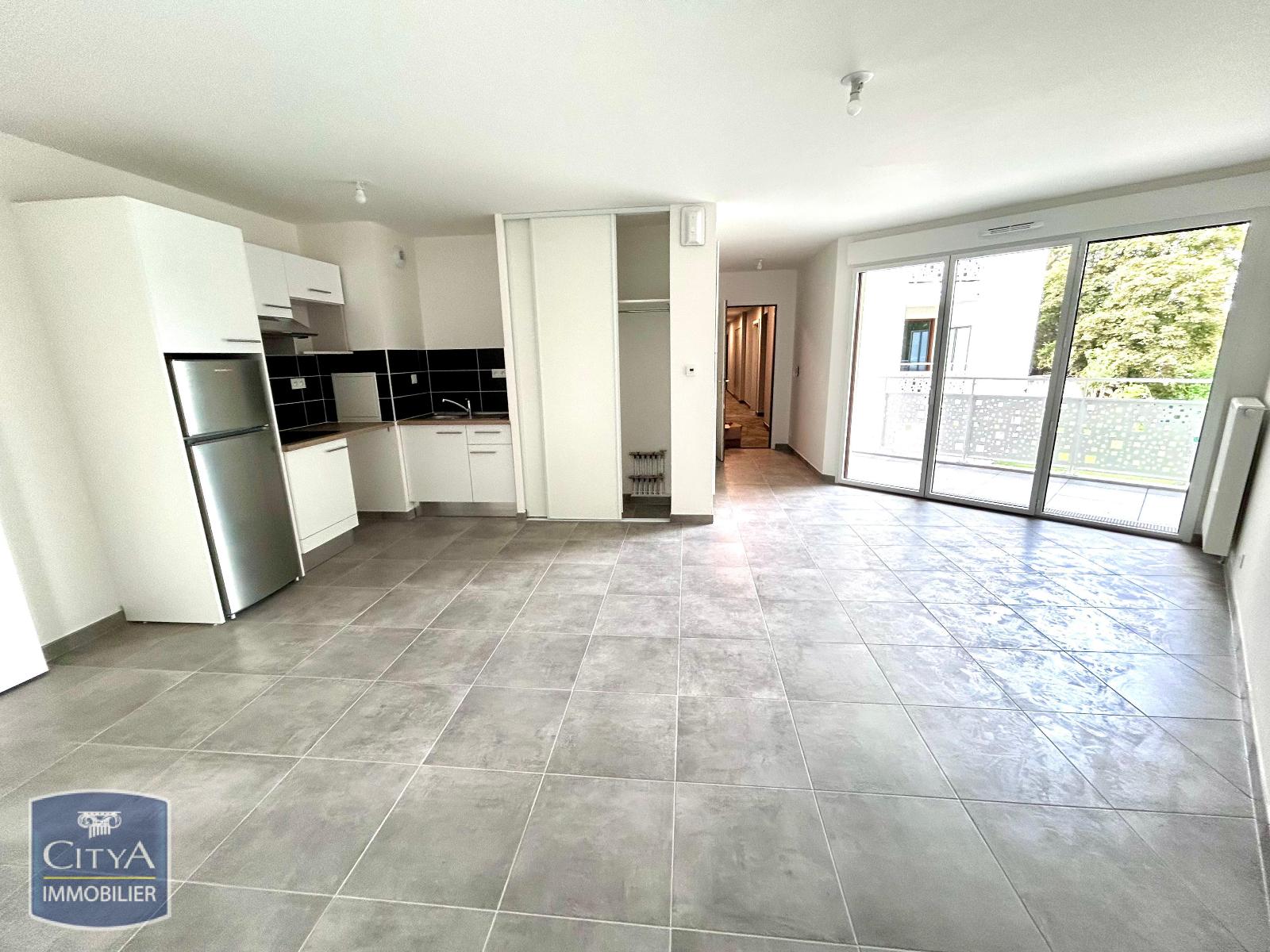 Appartement 3 pièces 65m² SEVRAN 93270