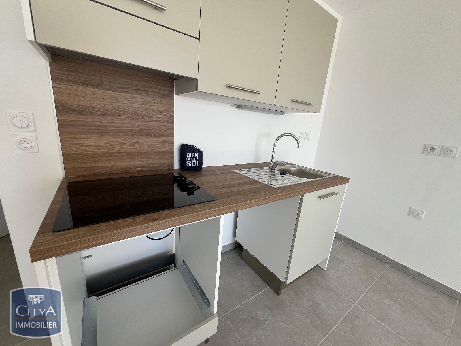 Appartement – ARLES BOUCHES-DU-RHONE PROVENCE-ALPES-COTE-D-AZUR - Vue 2