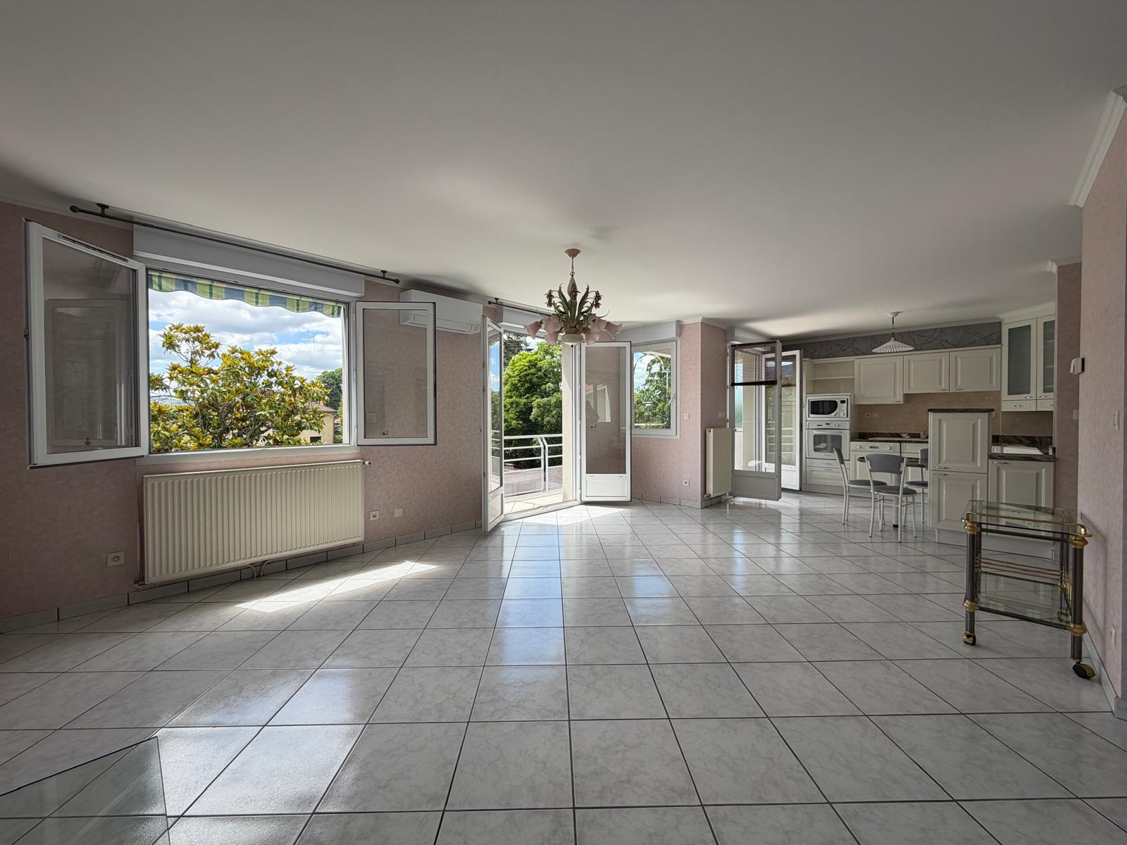 Appartement 3 pièces 68 m² · à St Chamond · 68 m² · 179 000 €