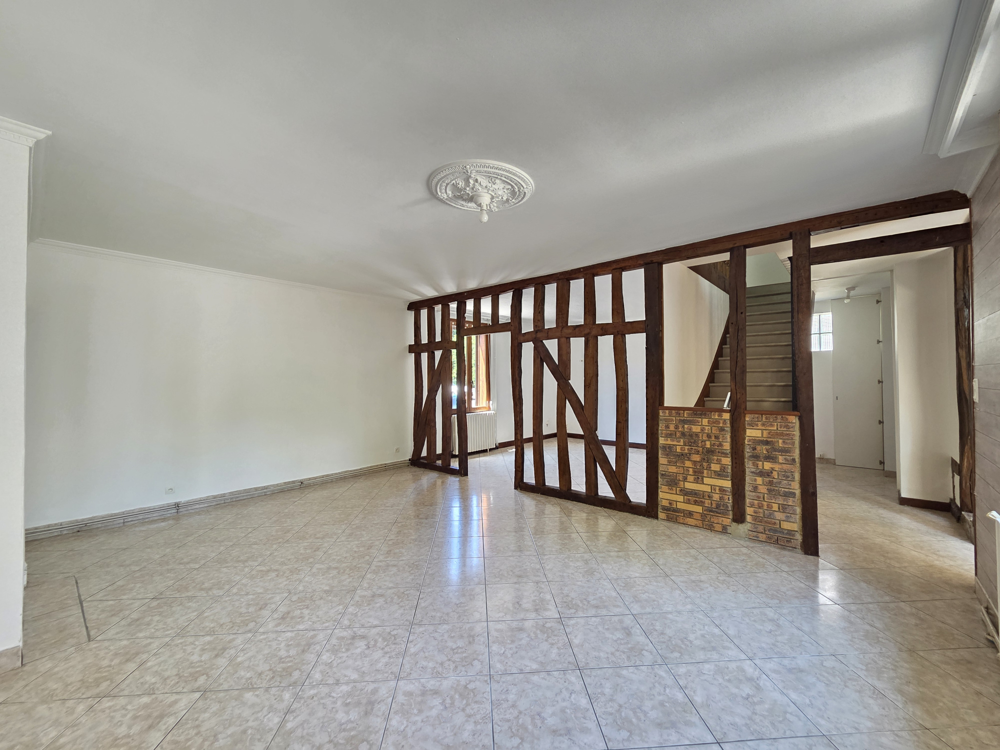 Maison 5 pièces 113 m² · à Ste Savine · 113 m² · 890 €/mois