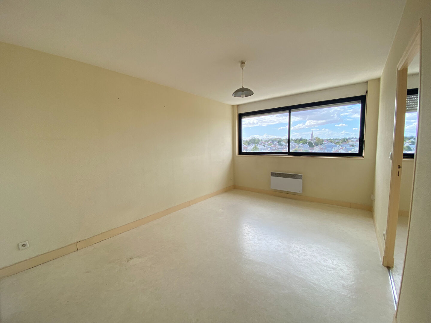 Appartement 2 pièces 38 m² · à Bourges · 38 m² · 555 €/mois