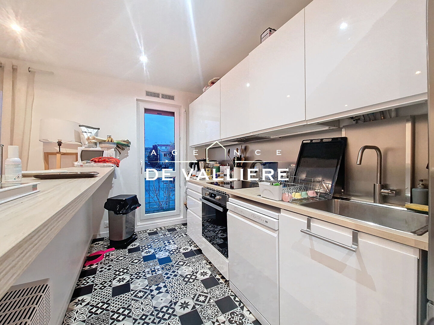 Appartement 2 pièces 50m² RUEIL MALMAISON 92500 photo 2