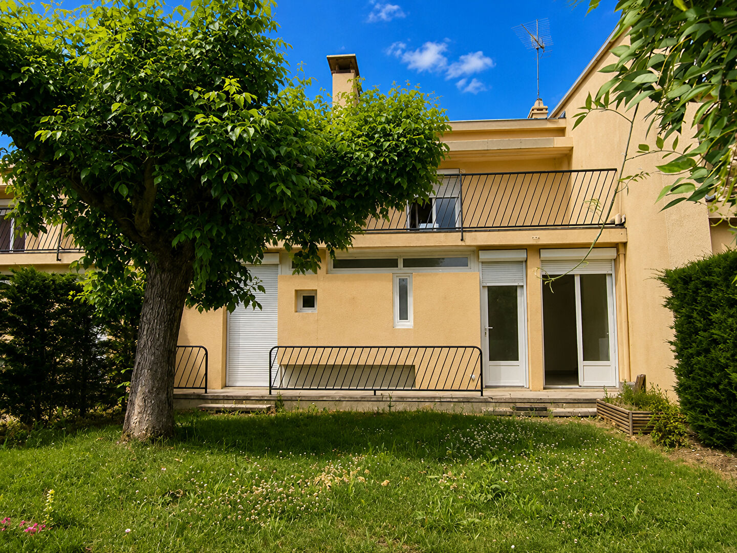 Maison 3 pièces 81 m² · à Caussade · 81 m² · 800 €/mois