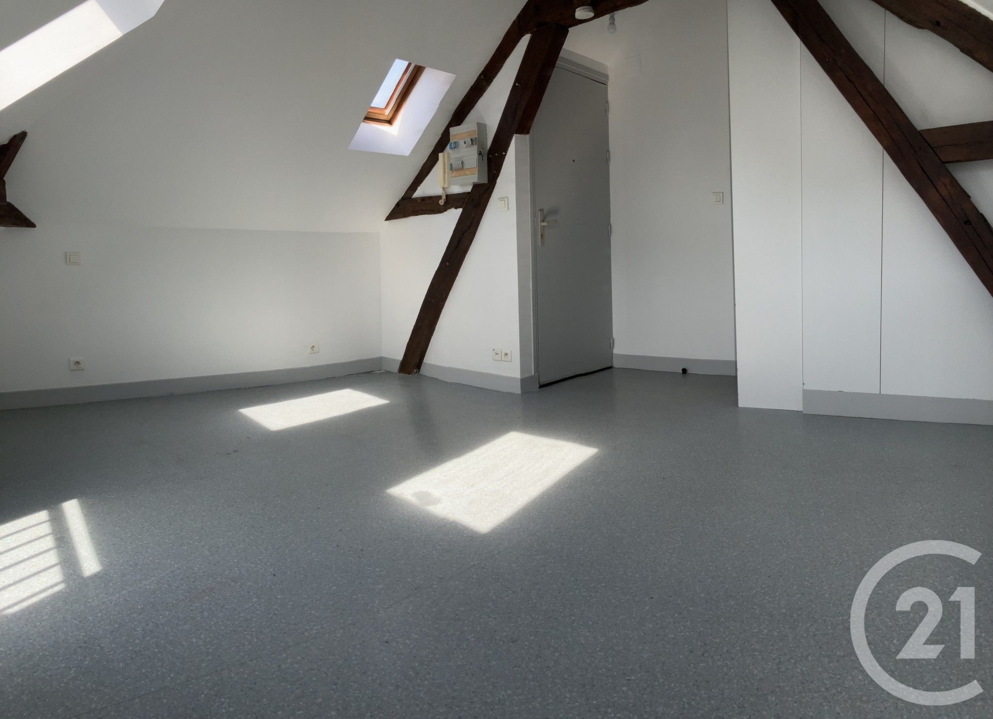 Appartement 1 pièce 15 m² · à Troyes · 15 m² · 320 €/mois
