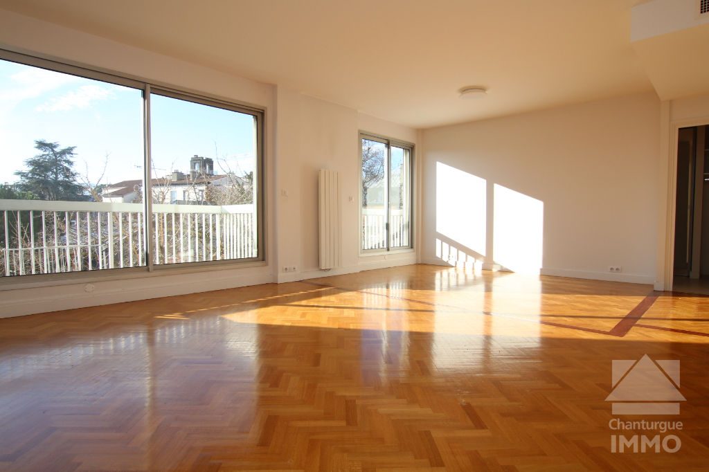 Appartement 5 pièces 115 m² · à Clermont Ferrand · 115 m² · 1 500 €/mois
