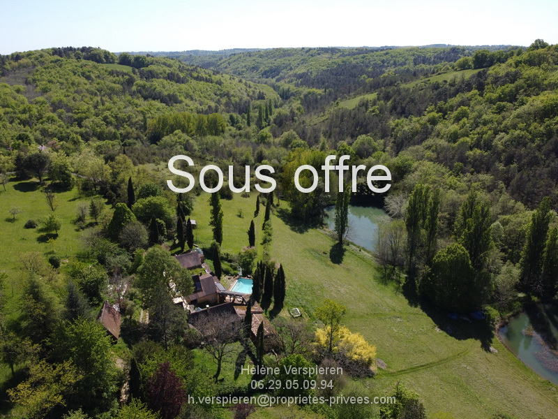 Maison 19 pièces 303 m² · à Rouffignac-Saint-Cernin-de-Reilhac · 303 m² · 675 935 €